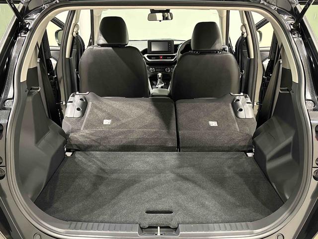 ロッキープレミアムＧ　ＨＥＶ　ナビゲーション　ＥＴＣＬＥＤヘッドランプ・フォグランプ　全車速追従機能付アダプティブクルーズコントロール　レーンキープコントロール　アルミホイール　シーケンシャルターンランプ（広島県）の中古車