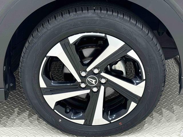 ロッキープレミアムＧ　ＨＥＶ　ナビゲーション　ＥＴＣＬＥＤヘッドランプ・フォグランプ　全車速追従機能付アダプティブクルーズコントロール　レーンキープコントロール　アルミホイール　シーケンシャルターンランプ（広島県）の中古車