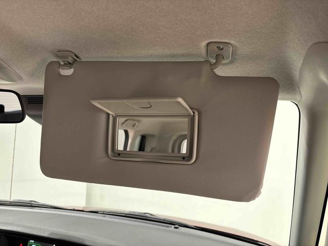 トールカスタムＧＬＥＤヘッドランプ・フォグランプ　　１４インチアルミホイール　オートライト　プッシュボタンスタート　クルーズコントロール　　コーナーセンサー　パワースライドドア　キーフリーシステム（広島県）の中古車