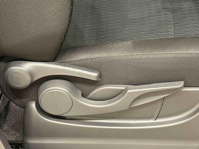 トールカスタムＧＬＥＤヘッドランプ・フォグランプ　　１４インチアルミホイール　オートライト　プッシュボタンスタート　クルーズコントロール　　コーナーセンサー　パワースライドドア　キーフリーシステム（広島県）の中古車