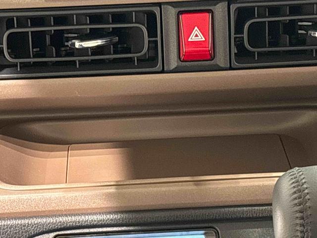 ムーヴキャンバスセオリーＧターボ　シートヒーター　バックモニター対応カメラＬＥＤオートライト・フォグランプ　電動パーキングブレーキ　プッシュボタンスタート　セキュリティアラーム　バックカメラ　両側パワースライドドアウエルカムオープン機能　オート電動格納式ドアミラー（広島県）の中古車