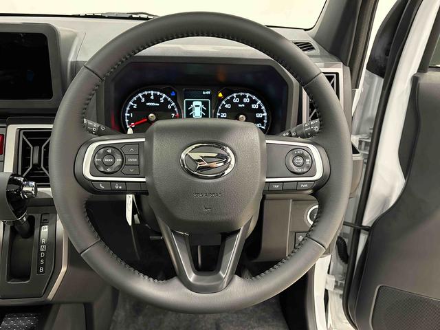 タフトＧ　クロムベンチャー　バックモニター対応カメラスカイフィールトップ　クロムパック　メッキパック　シルバーアンダーガーニッシュ　インテリアアクセント　ＬＥＤオートライト＆フォグランプ　電動パーキングブレーキ　バックカメラ　アルミホイール（広島県）の中古車