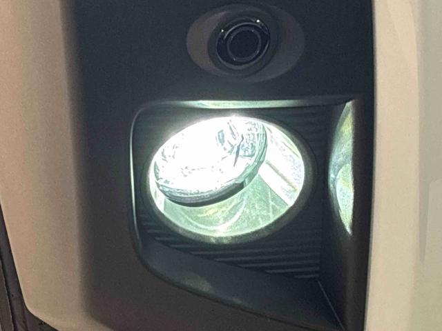 タフトＧ　クロムベンチャー　バックモニター対応カメラスカイフィールトップ　クロムパック　メッキパック　シルバーアンダーガーニッシュ　インテリアアクセント　ＬＥＤオートライト＆フォグランプ　電動パーキングブレーキ　バックカメラ　アルミホイール（広島県）の中古車