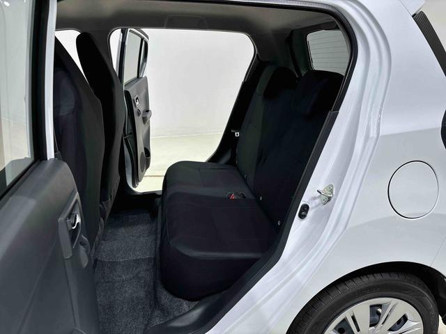 ミライースＸ　ＳＡIII　バックモニター対応カメラＬＥＤヘッドランプ　セキュリティアラーム　コーナーセンサー　フルホイールキャップ　キーレスエントリー　電動格納式ドアミラー　ショツピングフック　マニュアルエアコン（広島県）の中古車