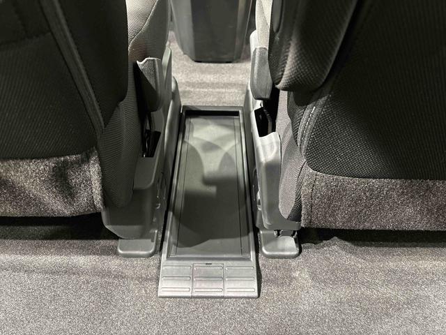 トールカスタムＧ　９インチディスプレイオーディオ　バックカメラＬＥＤヘッドランプ・フォグランプ　　１４インチアルミホイール　オートライト　プッシュボタンスタート　クルーズコントロール　　コーナーセンサー　パワースライドドア　キーフリーシステム（広島県）の中古車