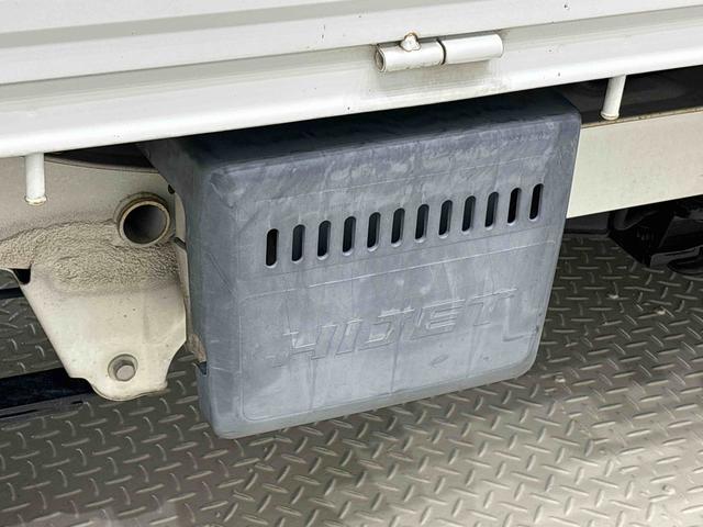 ハイゼットトラックエアコン・パワステ　スペシャル４ＷＤ　マニュアル　マニュアルエアコン　パワーステアリング　ヘッドライトレベリング　バイザー　スペアタイヤ　ガードフレームＡＭＦＭラジオ（広島県）の中古車