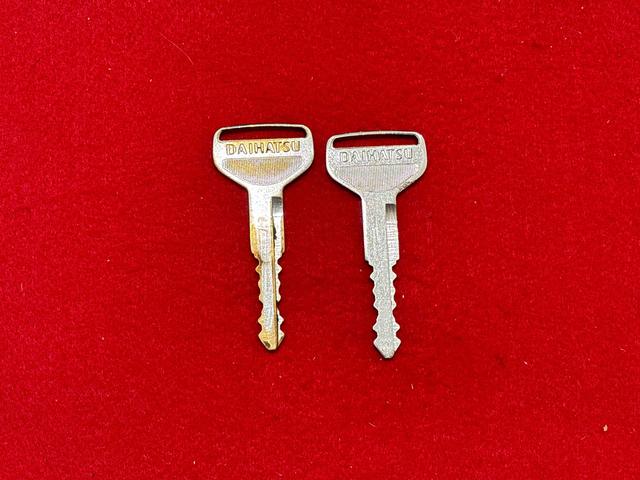 ハイゼットトラックエアコン・パワステ　スペシャル４ＷＤ　マニュアル　マニュアルエアコン　パワーステアリング　ヘッドライトレベリング　バイザー　スペアタイヤ　ガードフレームＡＭＦＭラジオ（広島県）の中古車