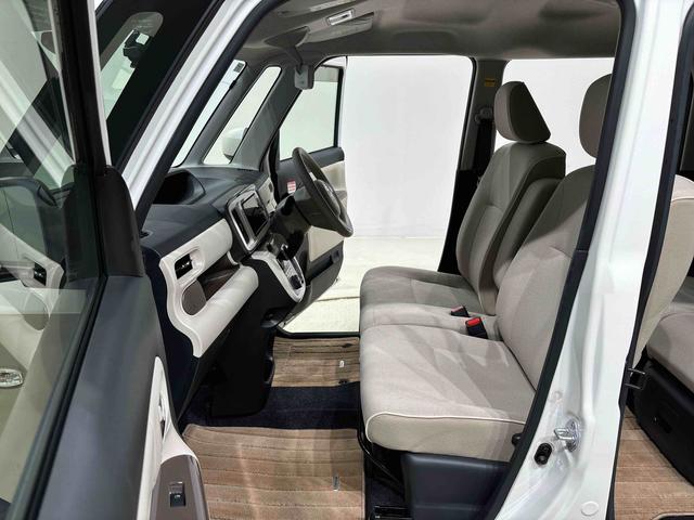 ムーヴキャンバスＸリミテッドメイクアップ　ＳＡII　カーナビ　バックカメラ付ＬＥＤヘッドランプ・フォグランプ　置き楽ボックス　オートライト　プッシュボタンスタート　セキュリティアラーム　パノラマモニター対応カメラ　両側パワースライドドア（広島県）の中古車