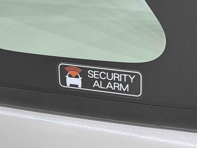 ムーヴキャンバスＸメイクアップリミテッド　ＳＡIII　ナビ　全方位モニターＥＴＣ車載器　ドライブレコーダー　後席両側パワースライドドア　ハロゲンヘッドライト　ＬＥＤフォグランプ　サイドエアバッグ　オートライト　オートエアコン　プッシュボタンスタート　キーフリーシステム（広島県）の中古車