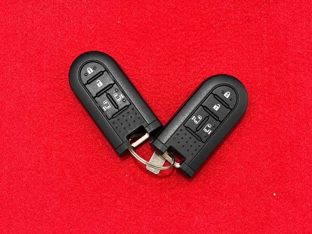 ムーヴキャンバスＸメイクアップリミテッド　ＳＡIII　ナビ　全方位モニターＥＴＣ車載器　ドライブレコーダー　後席両側パワースライドドア　ハロゲンヘッドライト　ＬＥＤフォグランプ　サイドエアバッグ　オートライト　オートエアコン　プッシュボタンスタート　キーフリーシステム（広島県）の中古車