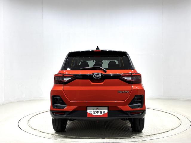 ロッキーＧ　ナビゲーション　ドラレコ　ＥＴＣ　パノラマモニターＬＥＤヘッドランプ・フォグランプ　全車速追従機能付アダプティブクルーズコントロール　レーンキープコントロール　アルミホイール　シートヒーター　プッシュボタンスタート（広島県）の中古車