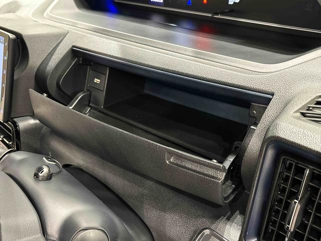 タントカスタムＲＳ　４ＷＤ　ナビ　ドラレコ　ＥＴＣパノラマモニター　ＬＥＤオートライト　パワースライドドアウェルカムオープン機能　オート電動格納式ドアミラー　助手席ロングスライド　助手席イージークローザー　運転席助手席シートヒーター　アルミホイール（広島県）の中古車