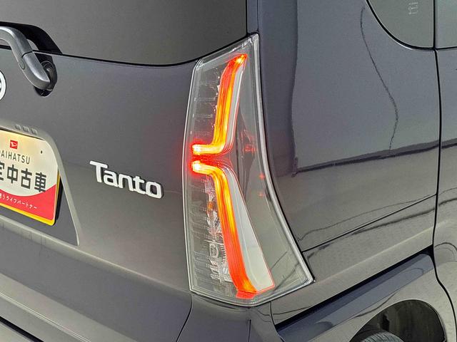 タントカスタムＲＳ　４ＷＤ　ナビ　ドラレコ　ＥＴＣパノラマモニター　ＬＥＤオートライト　パワースライドドアウェルカムオープン機能　オート電動格納式ドアミラー　助手席ロングスライド　助手席イージークローザー　運転席助手席シートヒーター　アルミホイール（広島県）の中古車