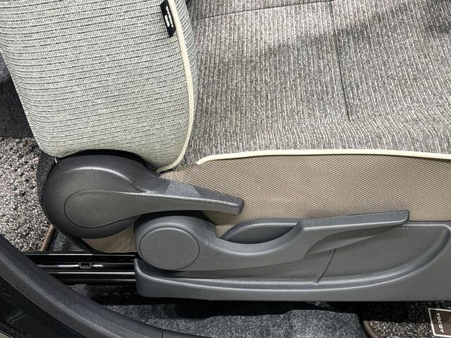 ミラトコットＧ　ＳＡIIIディスプレイオーディオ　ＬＥＤヘッドランプ　運転席・助手席シートヒーター　オートライト　プッシュボタンスタート　パノラマモニター対応カメラ　コーナーセンサー　運転席シートリフター　ＵＳＢ電源ソケット（広島県）の中古車