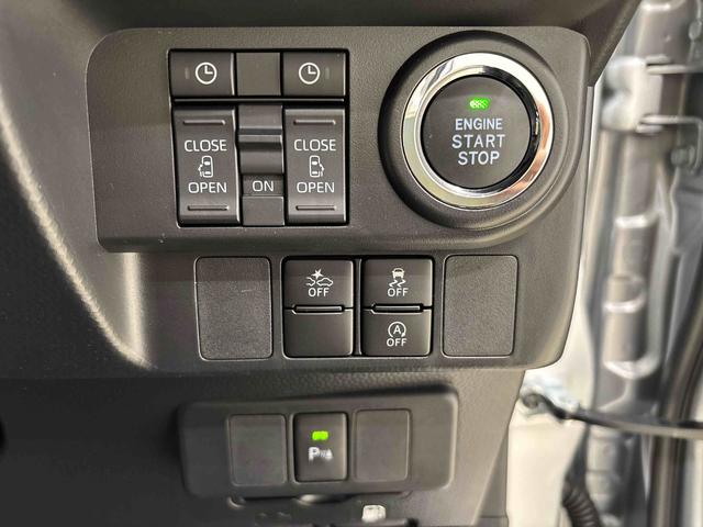 トールカスタムＧ９インチディスプレイオーディオ　バックカメラ　アルミホイール　オートライト　プッシュボタンスタート　クルーズコントロール　　コーナーセンサー　パワースライドドア　キーフリーシステム（広島県）の中古車