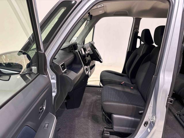 トールカスタムＧ９インチディスプレイオーディオ　バックカメラ　アルミホイール　オートライト　プッシュボタンスタート　クルーズコントロール　　コーナーセンサー　パワースライドドア　キーフリーシステム（広島県）の中古車