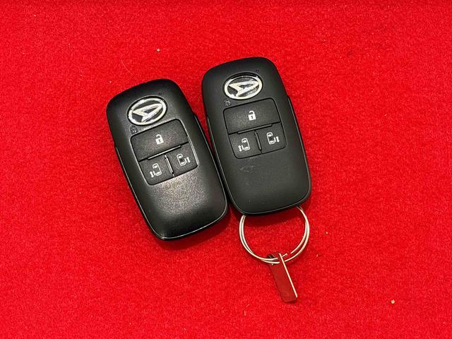 トールカスタムG9インチディスプレイオーディオ バックカメラ アルミホイール オートライト プッシュボタンスタート クルーズコントロール コーナーセンサー パワースライドドア キーフリーシステム(広島県)の中古車