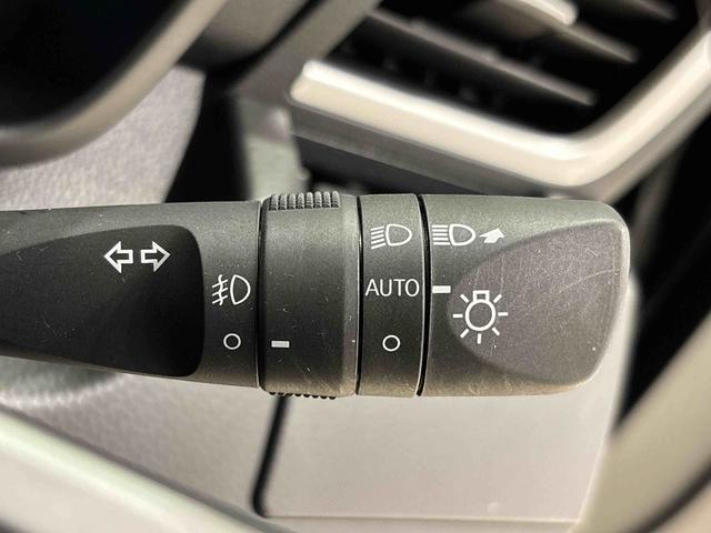 トールカスタムＧ　　９インチディスプレイオーディオＬＥＤヘッドランプ・フォグランプ　　１４インチアルミホイール　オートライト　プッシュボタンスタート　クルーズコントロール　　コーナーセンサー　パワースライドドア　キーフリーシステム（広島県）の中古車