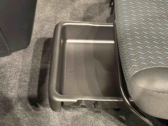 トールカスタムＧ　　９インチディスプレイオーディオＬＥＤヘッドランプ・フォグランプ　　１４インチアルミホイール　オートライト　プッシュボタンスタート　クルーズコントロール　　コーナーセンサー　パワースライドドア　キーフリーシステム（広島県）の中古車