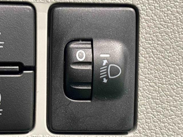 ミライースX SAIII バックモニター対応カメラ コーナーセンサーLEDヘッドランプ セキュリティアラーム コーナーセンサー 14インチフルホイールキャップ キーレスエントリー 電動格納式ドアミラー ショツピングフック マニュアルエアコン(広島県)の中古車