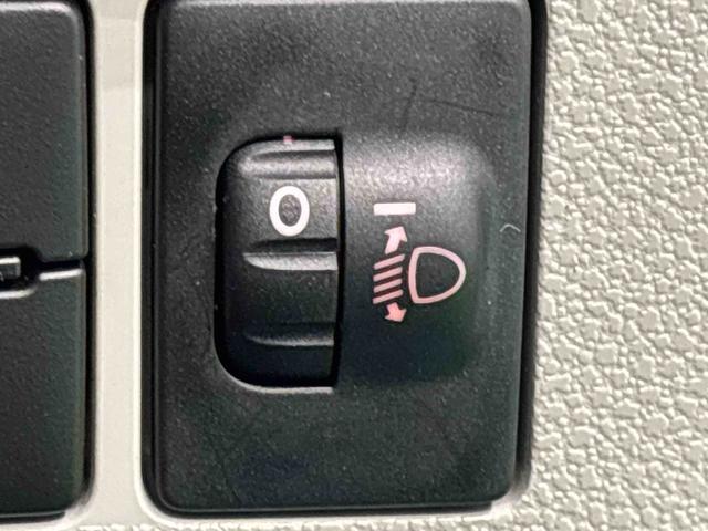 ミライースX SAIII バックカメラ コーナーセンサーLEDヘッドランプ セキュリティアラーム コーナーセンサー 14インチフルホイールキャップ キーレスエントリー 電動格納式ドアミラー ショツピングフック マニュアルエアコン(広島県)の中古車