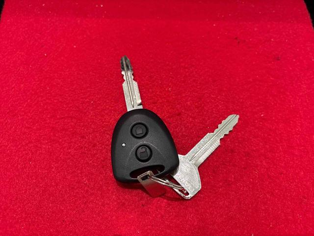 ミライースX SAIII バックカメラ コーナーセンサーLEDヘッドランプ セキュリティアラーム コーナーセンサー 14インチフルホイールキャップ キーレスエントリー 電動格納式ドアミラー ショツピングフック マニュアルエアコン(広島県)の中古車