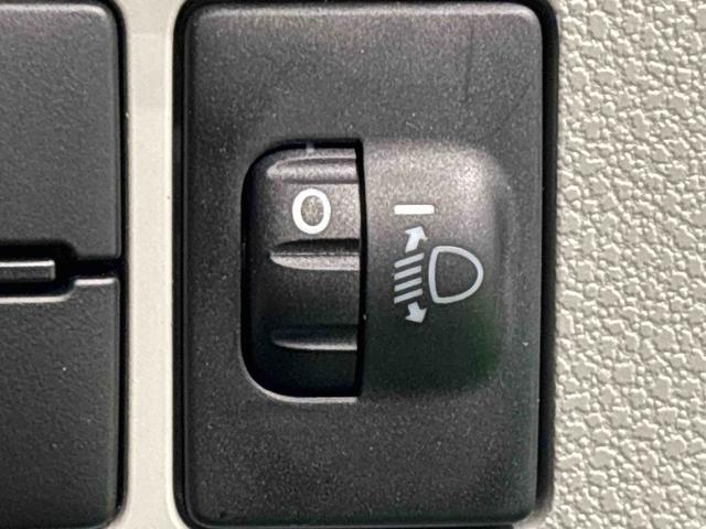 ミライースX SAIIILEDヘッドランプ セキュリティアラーム コーナーセンサー 14インチフルホイールキャップ キーレスエントリー 電動格納式ドアミラー ショツピングフック マニュアルエアコン(広島県)の中古車