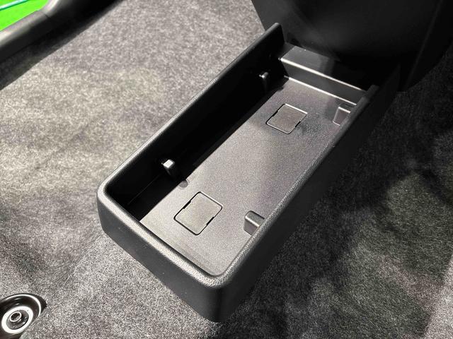 ミライースX SAIIILEDヘッドランプ セキュリティアラーム コーナーセンサー 14インチフルホイールキャップ キーレスエントリー 電動格納式ドアミラー ショツピングフック マニュアルエアコン(広島県)の中古車