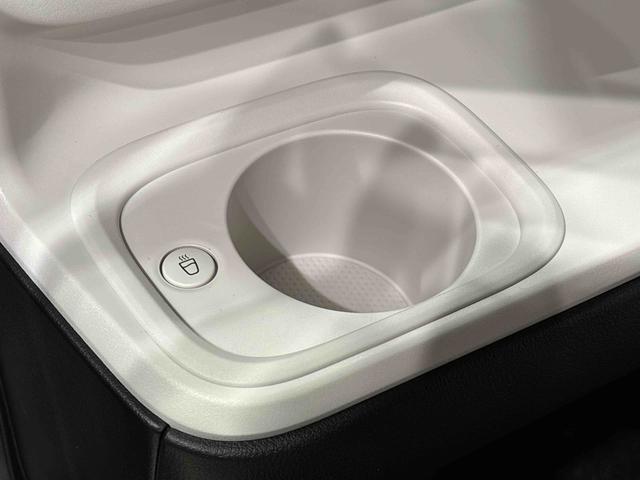 ムーヴキャンバスストライプスGターボLEDオートライト・フォグランプ 電動パーキングブレーキ プッシュボタンスタート セキュリティアラーム バックカメラ 両側パワースライドドアウエルカムオープン機能 オート電動格納式ドアミラー(広島県)の中古車