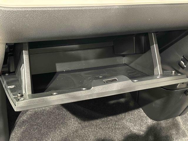 ムーヴキャンバスストライプスGターボLEDオートライト・フォグランプ 電動パーキングブレーキ プッシュボタンスタート セキュリティアラーム バックカメラ 両側パワースライドドアウエルカムオープン機能 オート電動格納式ドアミラー(広島県)の中古車