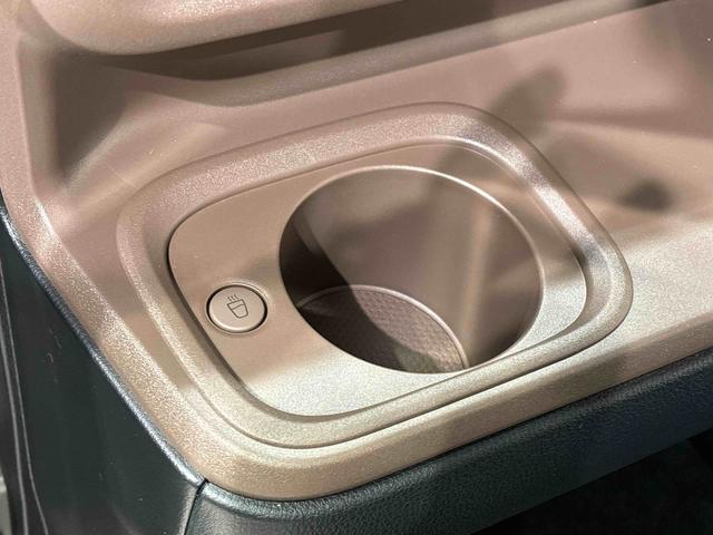 ムーヴキャンバスセオリーG バックカメラ付き 電動パーキングブレーキLEDオートライト・フォグランプ 電動パーキングブレーキ プッシュボタンスタート セキュリティアラーム バックカメラ 両側パワースライドドアウエルカムオープン機能 オート電動格納式ドアミラー(広島県)の中古車