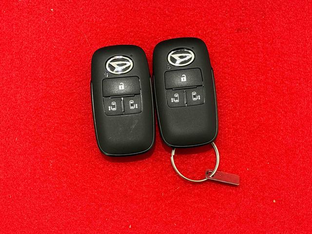 ムーヴキャンバスセオリーG バックカメラ付き 電動パーキングブレーキLEDオートライト・フォグランプ 電動パーキングブレーキ プッシュボタンスタート セキュリティアラーム バックカメラ 両側パワースライドドアウエルカムオープン機能 オート電動格納式ドアミラー(広島県)の中古車