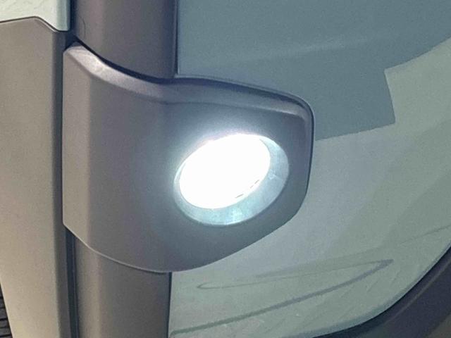 タントファンクロス バックモニター 電動パーキングブレーキLEDオートライト パワースライドドアウェルカムオープン機能 電動格納式ドアミラー 助手席ロングスライド 助手席イージークローザー セキュリティアラーム キーフリーシステム(広島県)の中古車