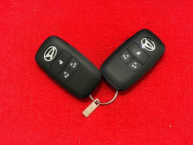 タントファンクロス バックモニター 電動パーキングブレーキLEDオートライト パワースライドドアウェルカムオープン機能 電動格納式ドアミラー 助手席ロングスライド 助手席イージークローザー セキュリティアラーム キーフリーシステム(広島県)の中古車