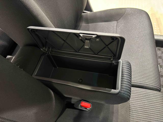 ムーヴＸリミテッド　ＳＡIII運転席シートヒーター　アルミホイール　オートライト　プッシュボタンスタート　セキュリティアラーム　キーフリーシステム　オート電動格納式ドアミラー　シートリフター（広島県）の中古車