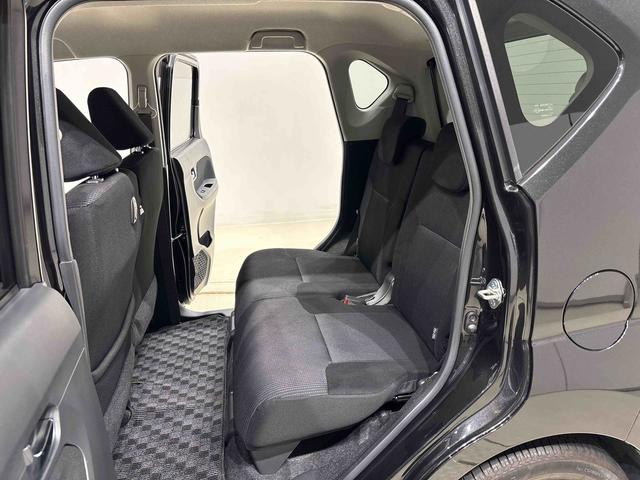 ムーヴＸリミテッド　ＳＡIII運転席シートヒーター　アルミホイール　オートライト　プッシュボタンスタート　セキュリティアラーム　キーフリーシステム　オート電動格納式ドアミラー　シートリフター（広島県）の中古車