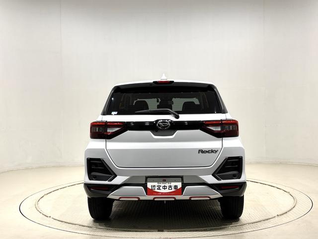 ロッキープレミアム ナビゲーション ドライブレコーダー ETCLEDヘッドランプ・フォグランプ 全車速追従機能付アダプティブクルーズコントロール レーンキープコントロール ブラインドスポットモニター 17インチアルミホイール シートヒーター ナビゲーション(広島県)の中古車