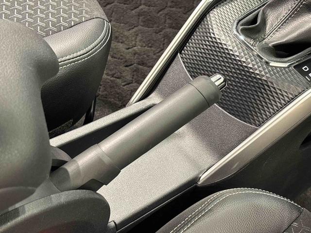 ロッキープレミアム ナビゲーション ドライブレコーダー ETCLEDヘッドランプ・フォグランプ 全車速追従機能付アダプティブクルーズコントロール レーンキープコントロール ブラインドスポットモニター 17インチアルミホイール シートヒーター ナビゲーション(広島県)の中古車