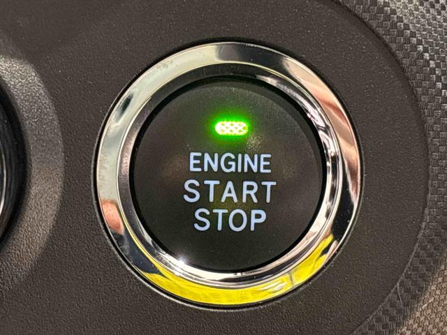 ロッキープレミアム ナビゲーション ドライブレコーダー ETCLEDヘッドランプ・フォグランプ 全車速追従機能付アダプティブクルーズコントロール レーンキープコントロール ブラインドスポットモニター 17インチアルミホイール シートヒーター ナビゲーション(広島県)の中古車