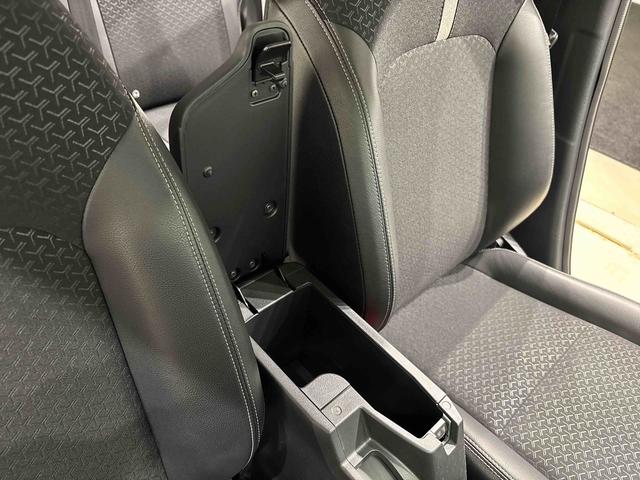 ロッキープレミアム ナビゲーション ドライブレコーダー ETCLEDヘッドランプ・フォグランプ 全車速追従機能付アダプティブクルーズコントロール レーンキープコントロール ブラインドスポットモニター 17インチアルミホイール シートヒーター ナビゲーション(広島県)の中古車