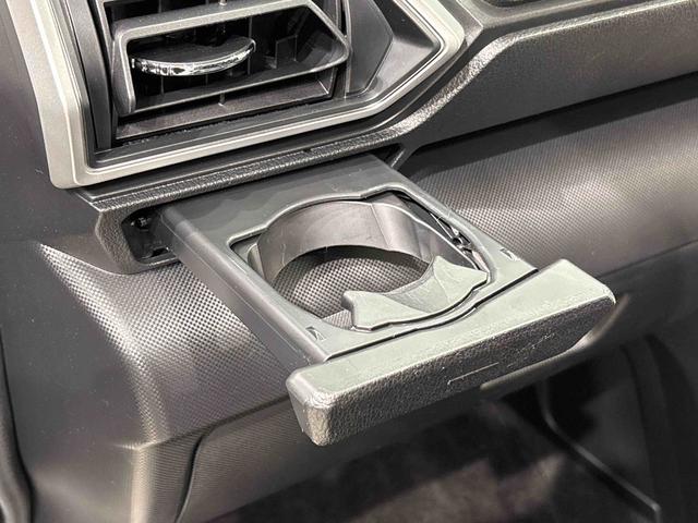 ロッキープレミアム ナビゲーション ドライブレコーダー ETCLEDヘッドランプ・フォグランプ 全車速追従機能付アダプティブクルーズコントロール レーンキープコントロール ブラインドスポットモニター 17インチアルミホイール シートヒーター ナビゲーション(広島県)の中古車