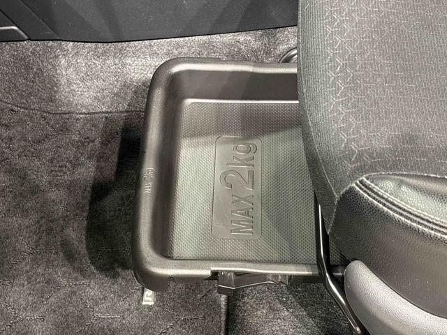 ロッキープレミアム ナビゲーション ドライブレコーダー ETCLEDヘッドランプ・フォグランプ 全車速追従機能付アダプティブクルーズコントロール レーンキープコントロール ブラインドスポットモニター 17インチアルミホイール シートヒーター ナビゲーション(広島県)の中古車