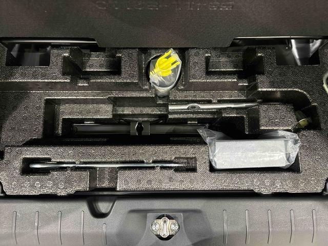 タントカスタムRSスタイルセレクション 社外ナビゲーション ETC純正ナビ装着用アップグレードパック 全車速追従機能付ACC 運転席・助手席シートヒーター 運転席ロングスライドシート 電動パーキングブレーキ オートブレーキホールド機能 キーフリーシステム(広島県)の中古車