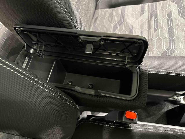 タフトG クロムベンチャースカイフィールトップ クロムパック メッキパック シルバーアンダーガーニッシュ インテリアアクセント LEDオートライト&フォグランプ 電動パーキングブレーキ バックカメラ アルミホイール(広島県)の中古車