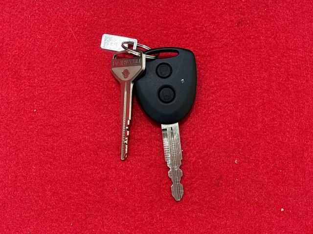 ミライースＸ　ＳＡIIIＬＥＤヘッドランプ　セキュリティアラーム　コーナーセンサー　１４インチフルホイールキャップ　キーレスエントリー　電動格納式ドアミラー　ショツピングフック　マニュアルエアコン（広島県）の中古車