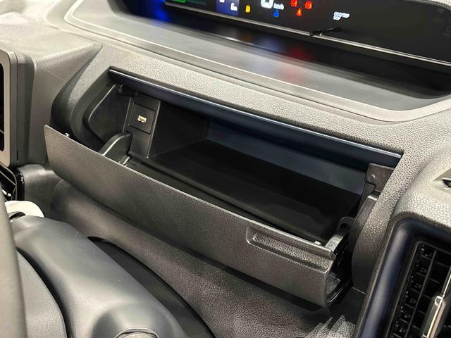 タントカスタムＸ　両側電動スライドドア　バックカメラ付前席シートヒーター　オートホールド機能付き電動パーキングブレーキ　ＬＥＤヘッドライト　ＬＥＤフォグランプ　オートライト　オートハイビーム　オーディオ操作用ステアリングスイッチ　ＳＲＳサイドエアバッグ（広島県）の中古車