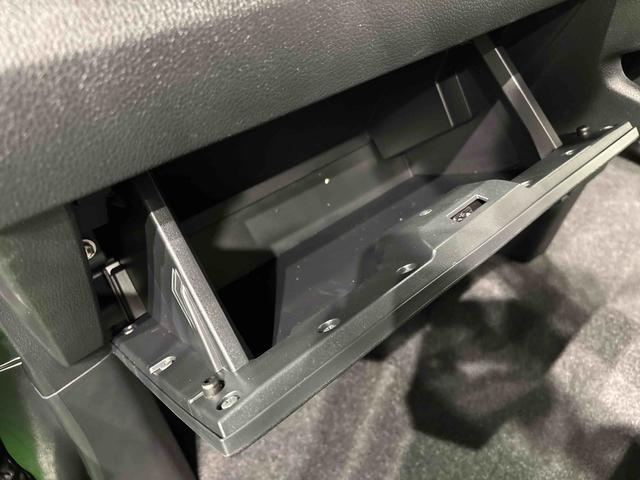 ムーヴRS パノラマモニター対応 両側電動スライドドアLEDオートライト・フォグランプ 電動パーキングブレーキ プッシュボタンスタート セキュリティアラーム バックカメラ オート電動格納式ドアミラー(広島県)の中古車