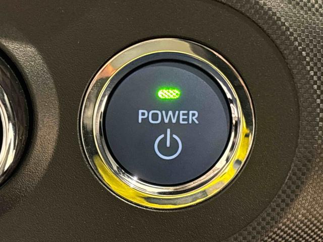 ロッキープレミアムＧ　ＨＥＶ　パノラマモニター対応カメラ標準装備ＬＥＤヘッドライト・フォグランプ　運転席・助手席シートヒーター　電動パーキングブレーキ　オートエアコン　プッシュボタンスタート　サイドエアバッグ　オートライト　キーフリーシステム（広島県）の中古車