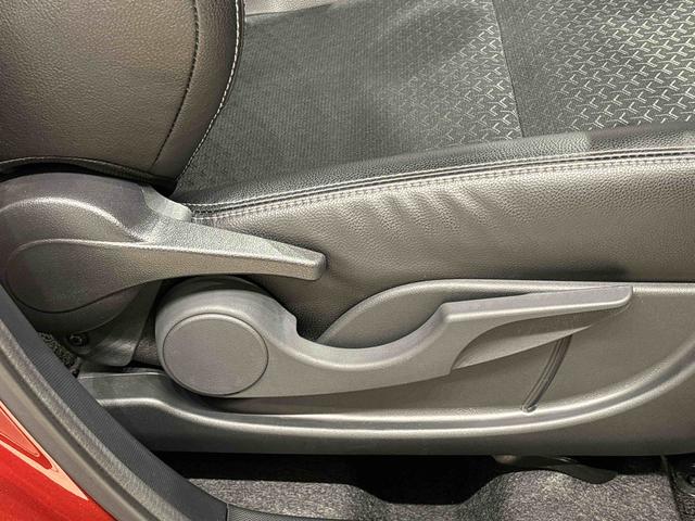 ロッキープレミアムＧ　ＨＥＶ　ＬＥＤヘッドライト・フォグランプバックモニター　電動パーキングブレーキ　運転席・助手席シートヒーター　プッシュボタンスタート　サイドエアバッグ　オートライト　オートエアコン　キーフリーシステム　純正アルミホイール（広島県）の中古車