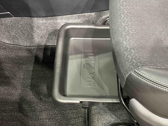 ロッキープレミアムＧ　ＨＥＶ　ＬＥＤヘッドライト・フォグランプバックモニター　電動パーキングブレーキ　運転席・助手席シートヒーター　プッシュボタンスタート　サイドエアバッグ　オートライト　オートエアコン　キーフリーシステム　純正アルミホイール（広島県）の中古車